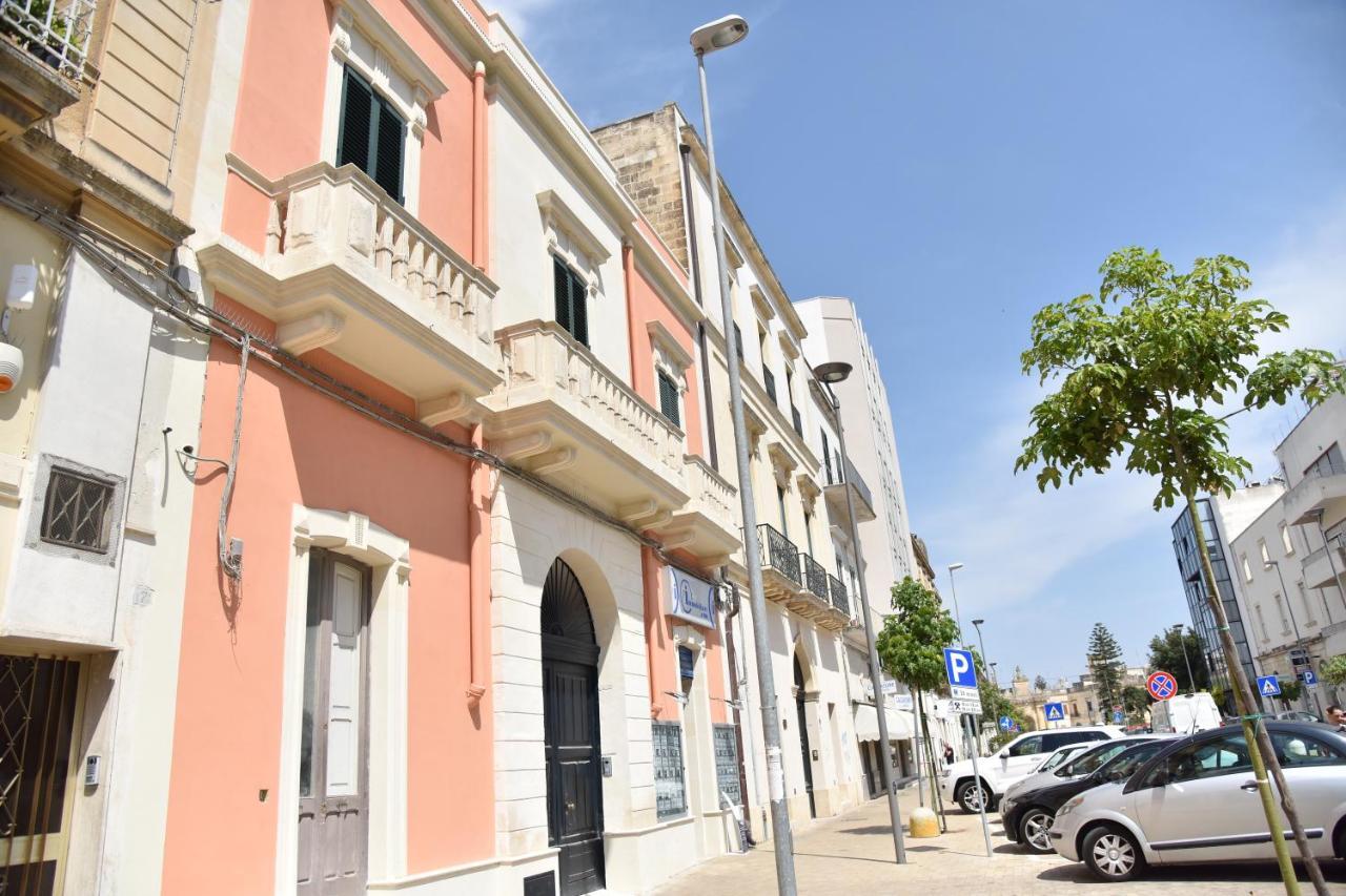 Ai Raggi Di Sole Acomodação com café da manhã Lecce Exterior foto