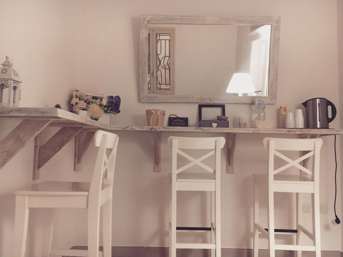 Ai Raggi Di Sole Acomodação com café da manhã Lecce Exterior foto